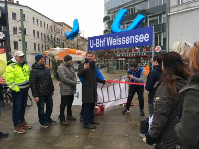 MdA Dirk Stettner er�ffnet feierlich und symbolisch den U-Bahnhof